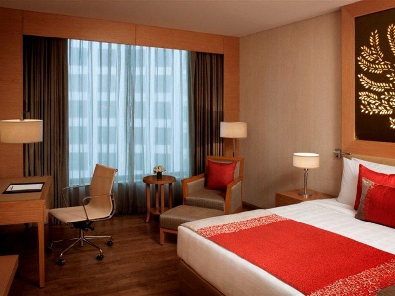 Radisson Blu Hotel New Delhi Dwarka Exterior foto A room at the Taj Bengal